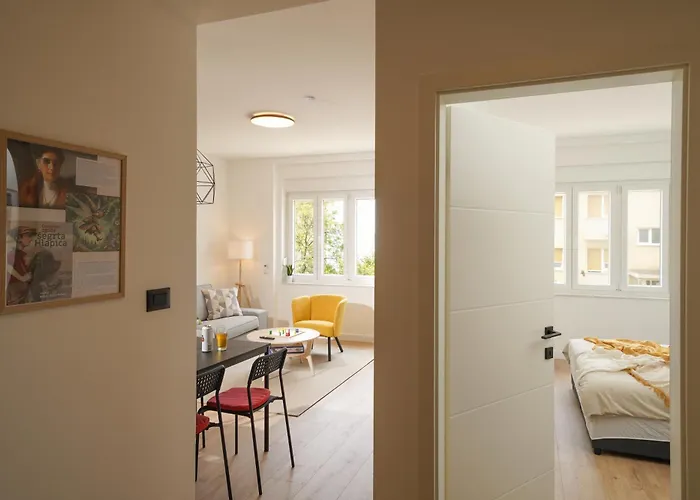 Fabula - Renovated 2-br With Fast Wifi * Fiume