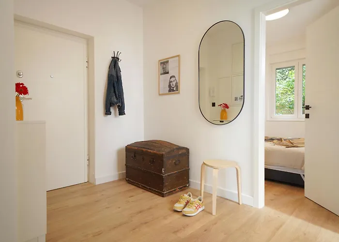 Apartament Fabula - Renovated 2-br With Fast Wifi *