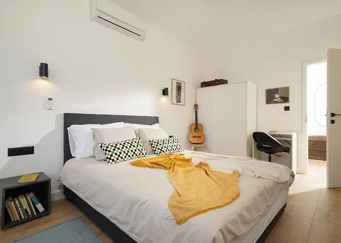 Fabula - Renovated 2-br With Fast Wifi * Rijeka