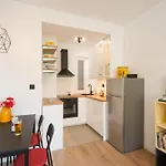 Fabula - Renovated 2-br With Fast Wifi Apartment Rijeka