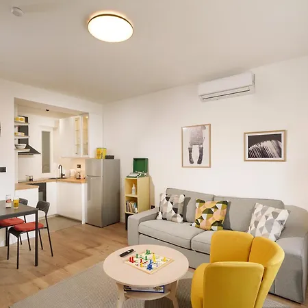 Fabula - Renovated 2-br With Fast Wifi